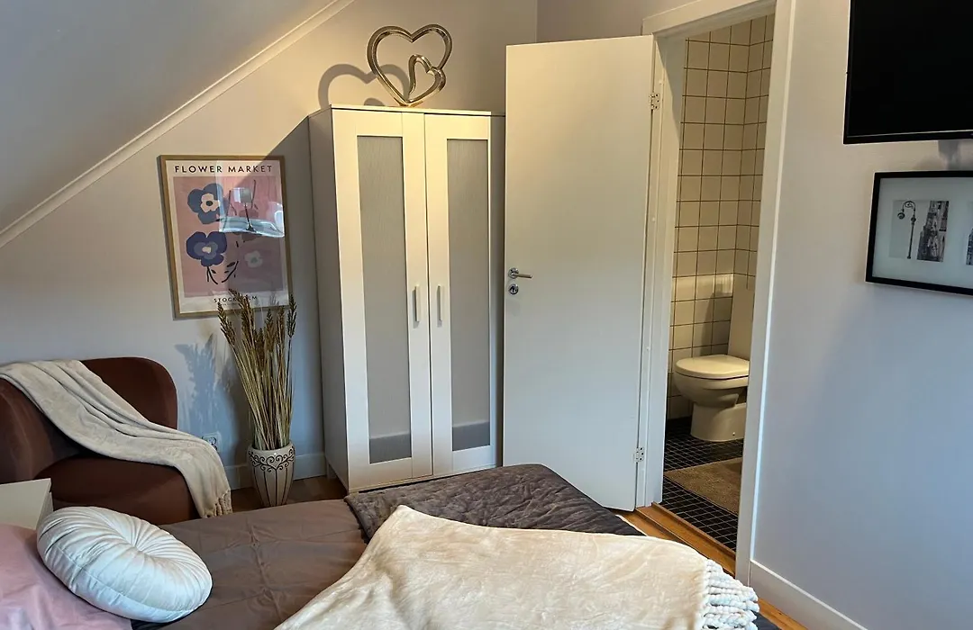 Boende med hotellkänsla- Stallhammarhagen-1